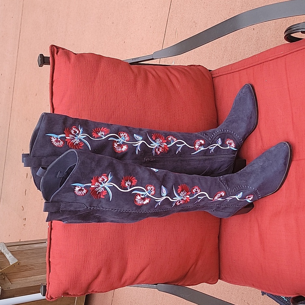 CARLOS by Carlos Santana Navy Suede Floral Over-the-knee Boots, 9.5 M